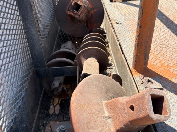 1977-texoma-254-10-image-12