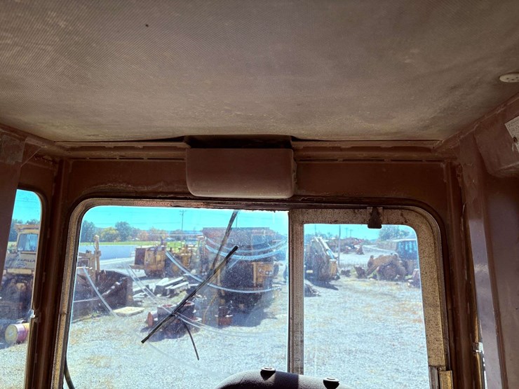 1984-caterpillar-d9l-image-54