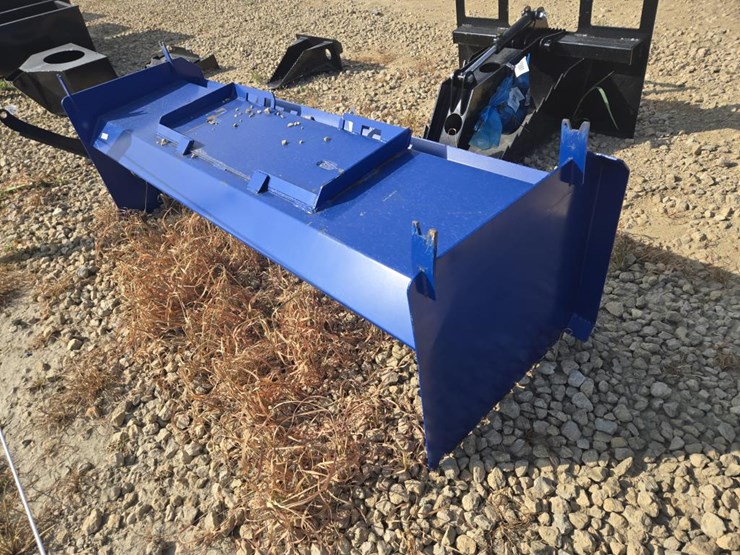 #5892-•-new-8'-skid-steer-economy-snow-pusher-image-3