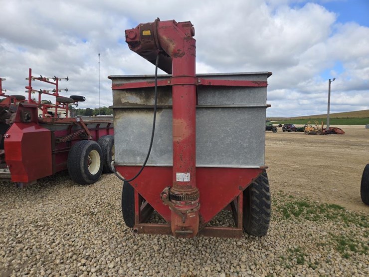 #5823-•-heider-4-ton-auger-wagon-image-7