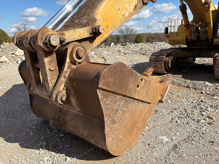 1999-caterpillar-375l-image-29