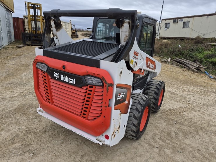 2023-bobcat-s64-image-8