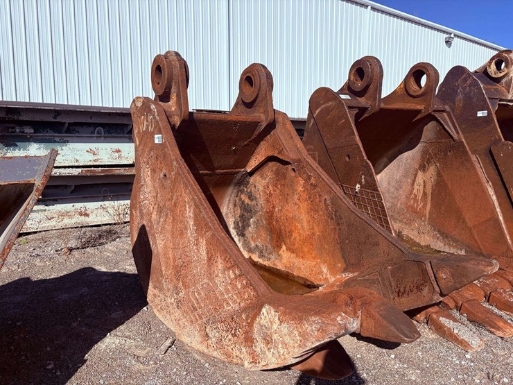 caterpillar-375-image-1