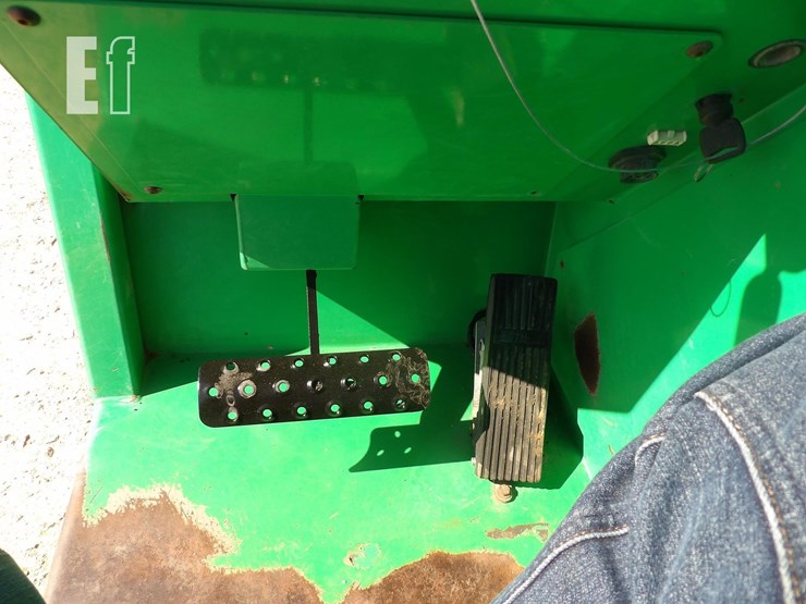 2017-sky-trak-10042-image-10