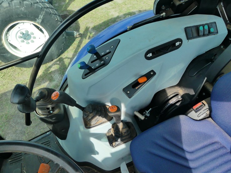 new-holland-workmaster-75-image-13