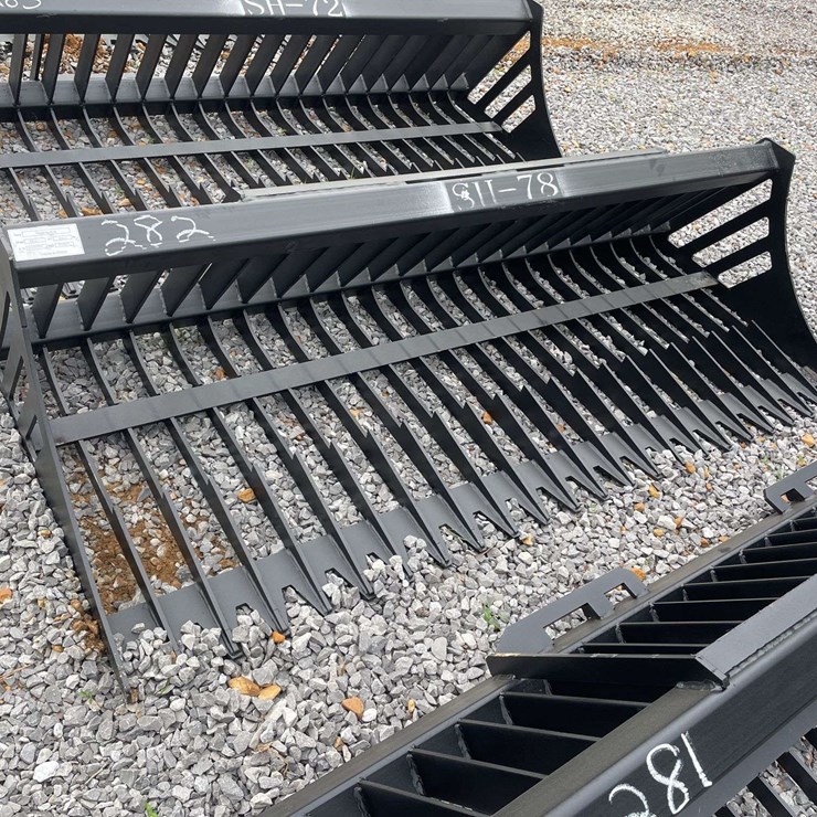 Greatbear 78 Inch Rock Bucket