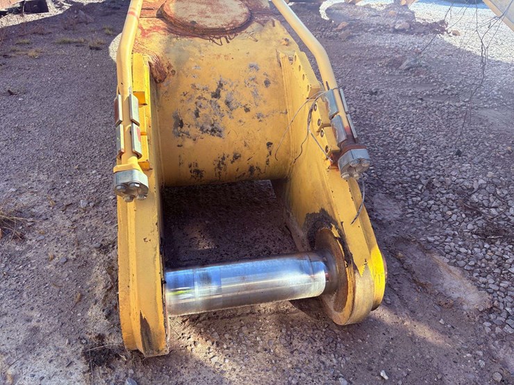 caterpillar-345c-image-6