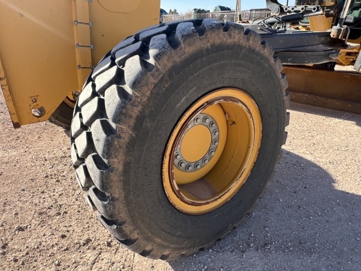 2018-deere-872gp-image-9