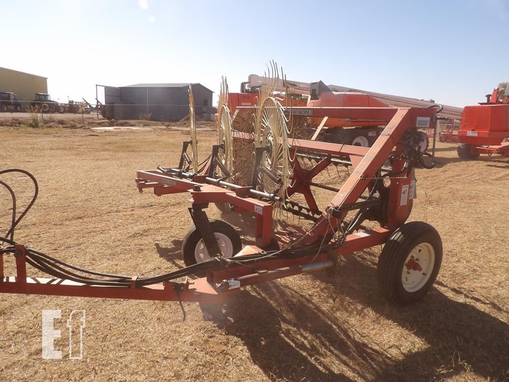 h-&-s-tedder-rake-image-1