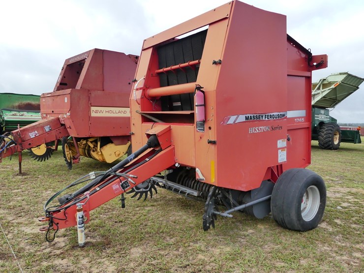 massey-ferguson-1745-image-2