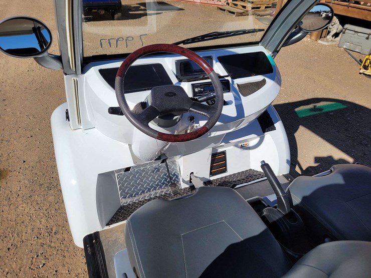 2018-moto-electric-vehicles-golf-cart-image-8