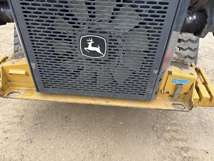 2019-deere-331g-image-20