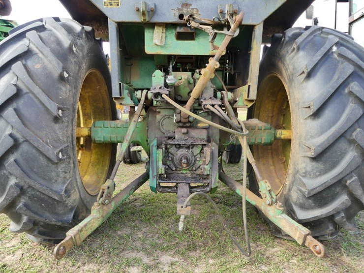 john-deere-4240-image-5