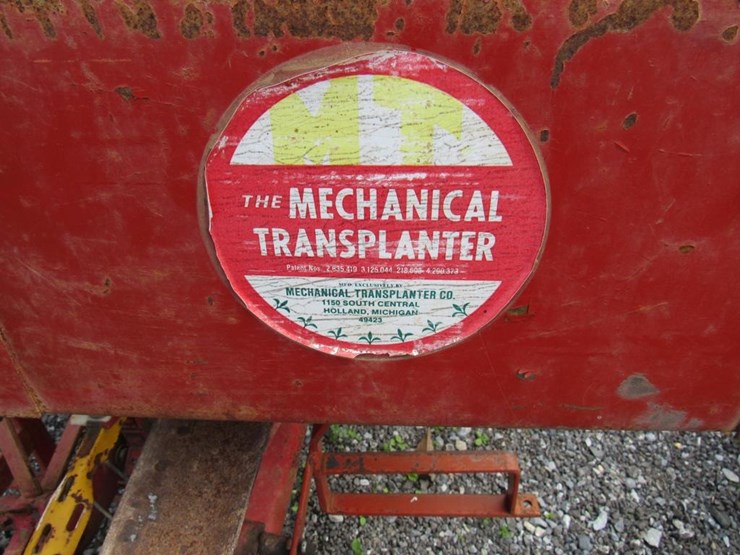 holland-transplanter-image-6