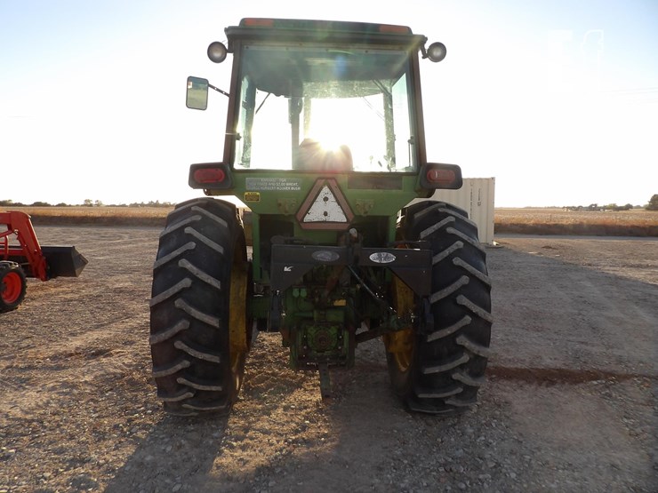 john-deere-4430-image-4