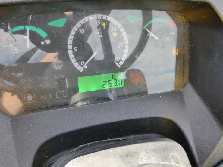 2021-john-deere-5075e-image-17