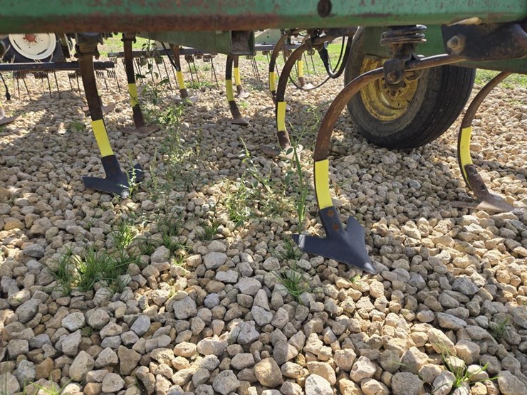 33-john-deere-33-image-5