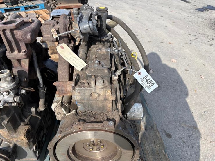 new-holland-lx665-image-1