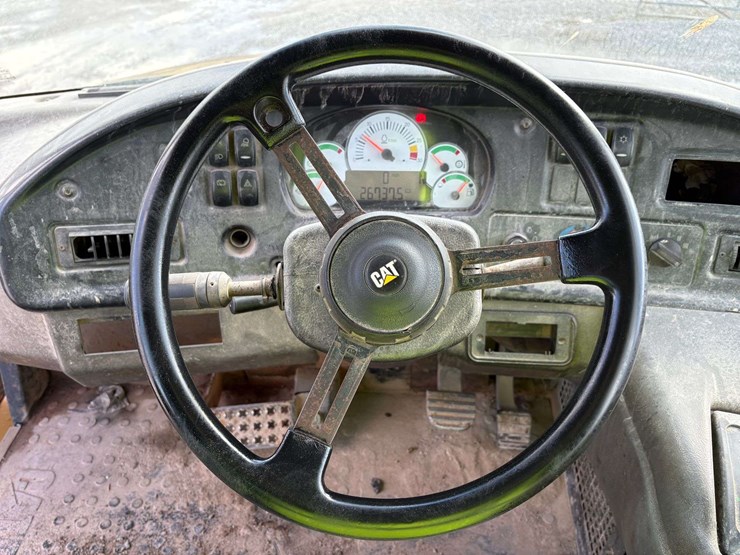 2006-caterpillar-740-image-40