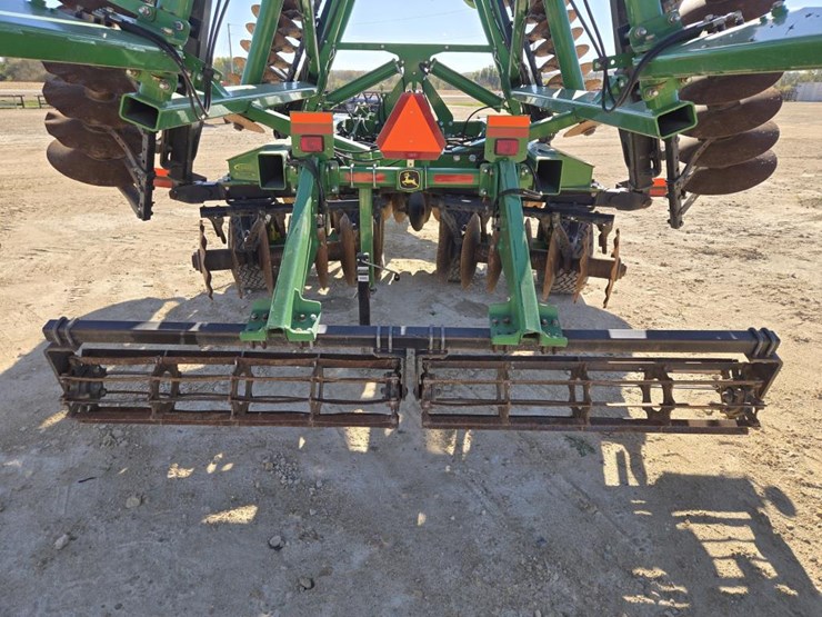 john-deere-2623vt-image-16