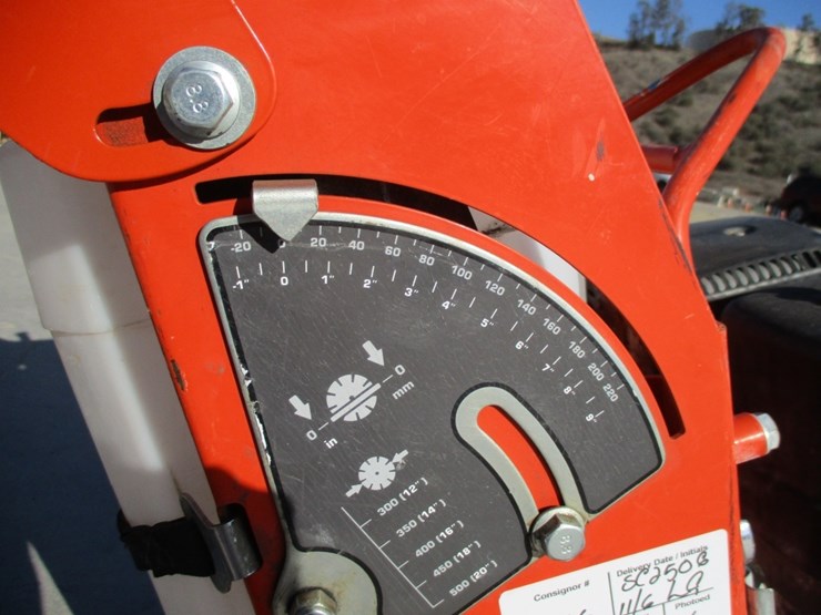 husqvarna-fs400-lv-walk-behind-concrete-saw,-image-7