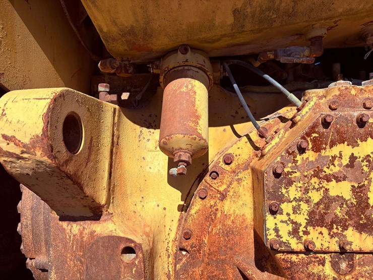 1984-caterpillar-d9l-image-22