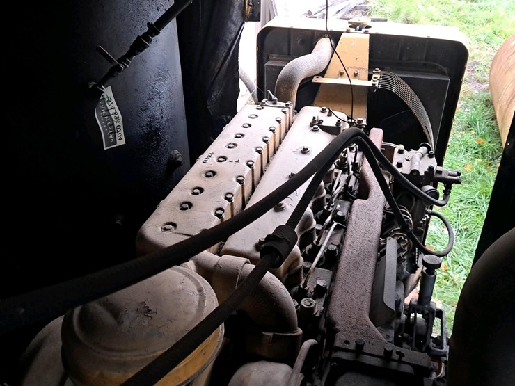 caterpillar-d333-image-12