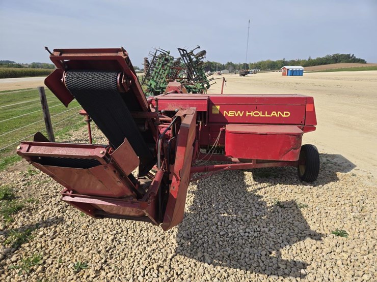 new-holland-315-image-9