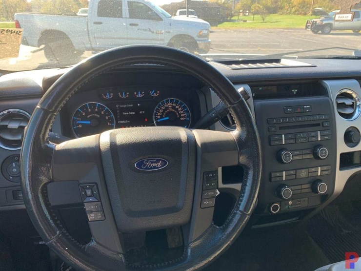 2012-ford-f150-xlt-image-6