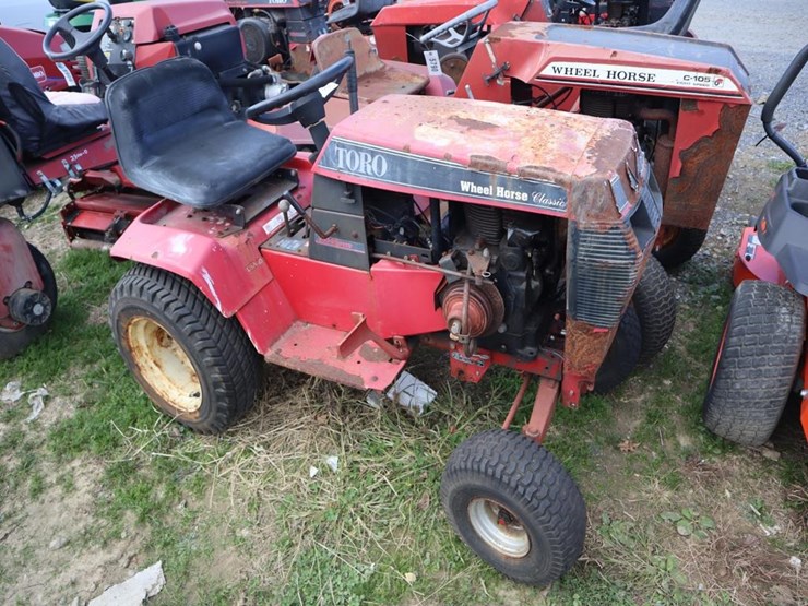 wheel-horse-lawn-&-garden-tractor-image-2
