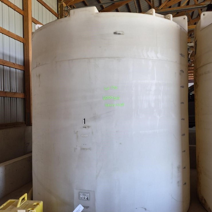 POLY TANK 6000 GALLON