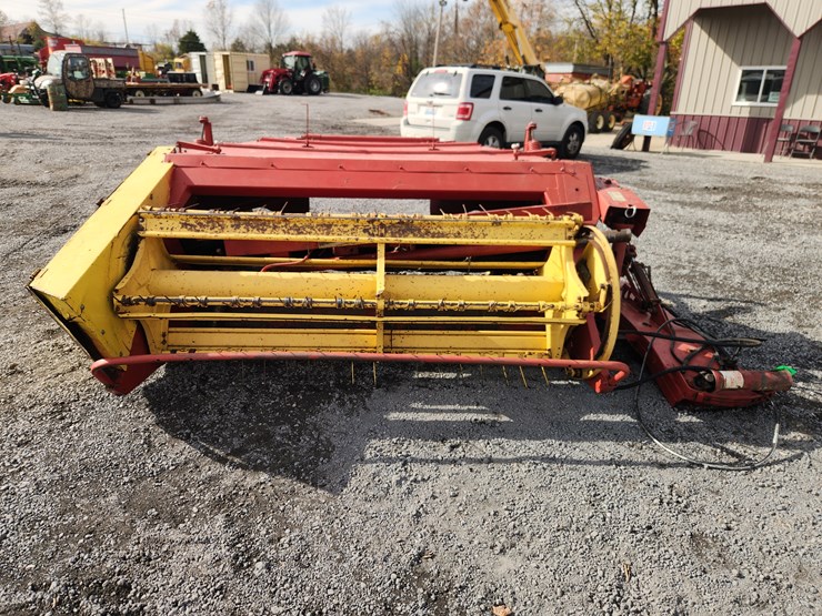 new-holland-472-image-2