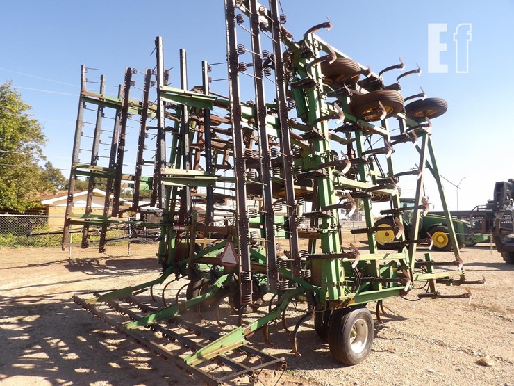 john-deere-1060-image-4