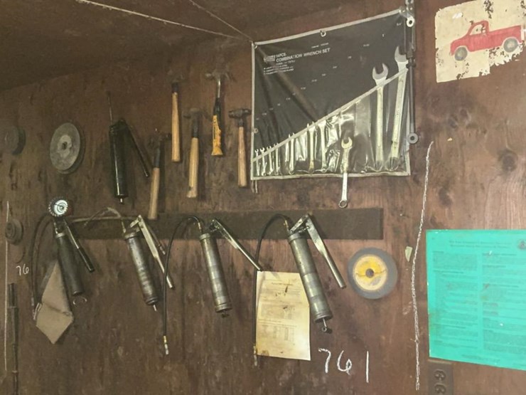 #761-•-grease-guns,-hammers,-assorted-tools/parts-image-1