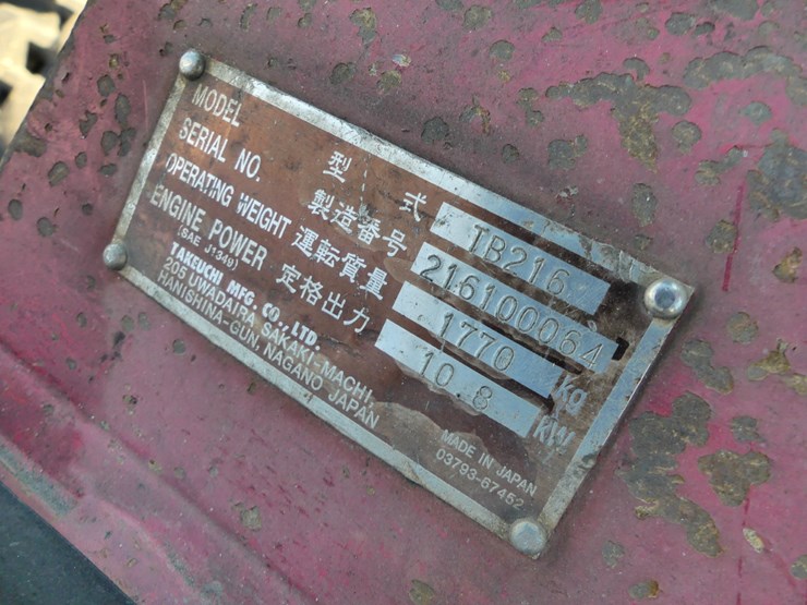 takeuchi-tb216-image-15