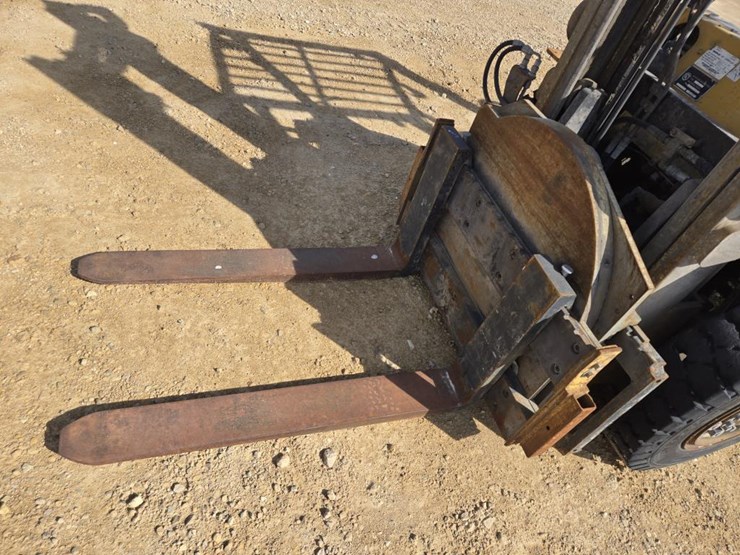 #5832-•-cat-gp40k2-fork-lift-image-17