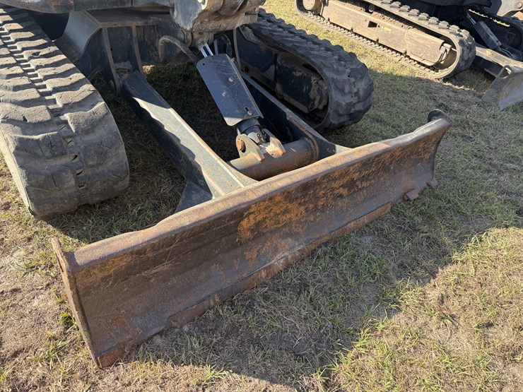 2021-bobcat-e42-image-13