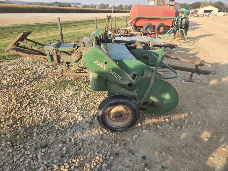 john-deere-14-image-11