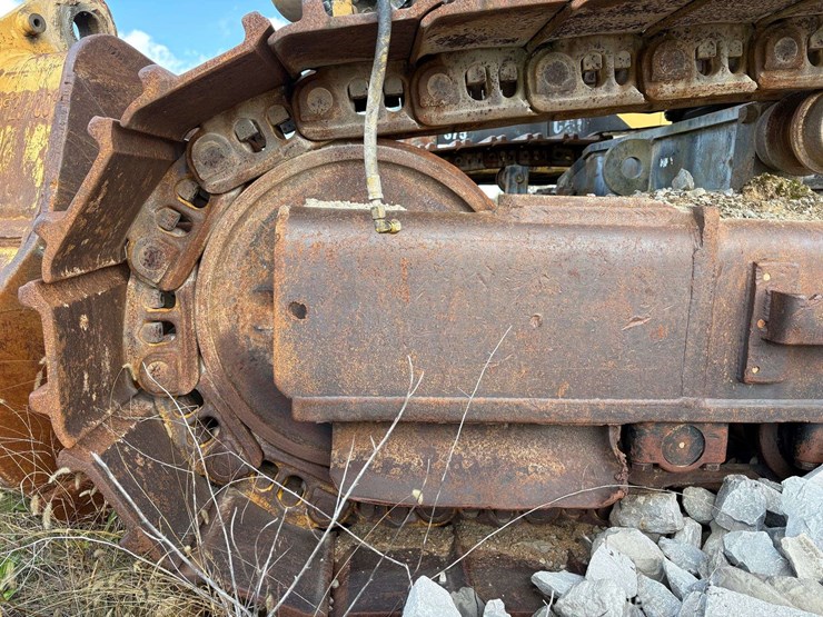 1998-caterpillar-375l-image-13