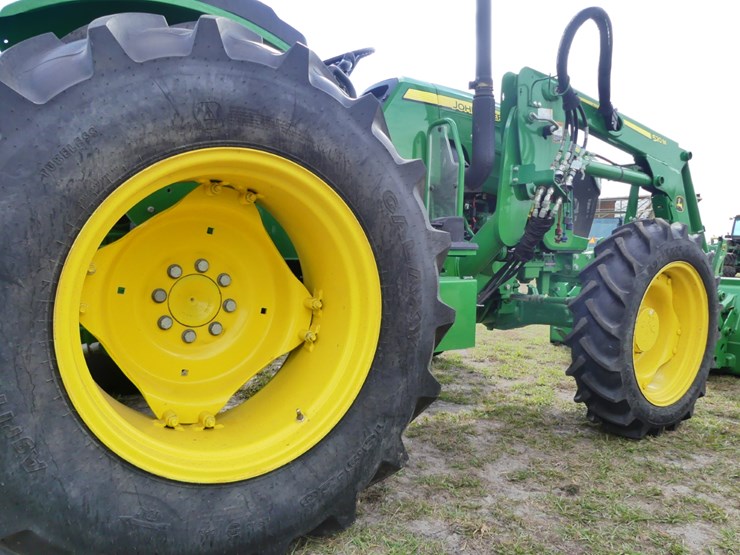 2021-john-deere-5075e-image-7