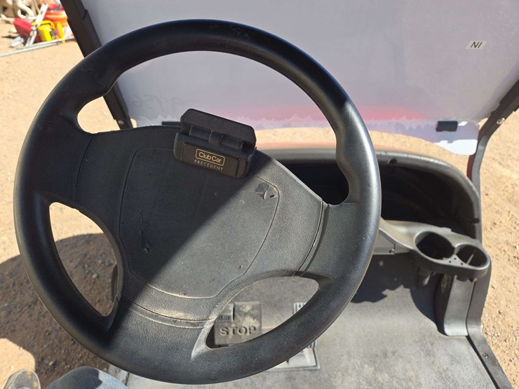 2012-club-car-golf-cart-image-13