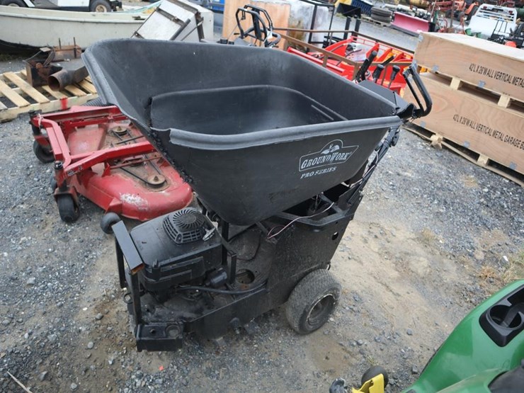 toro-power-wheel-barrow-image-4