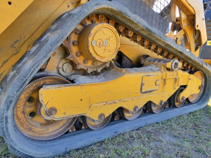 2017-caterpillar-259d-image-6