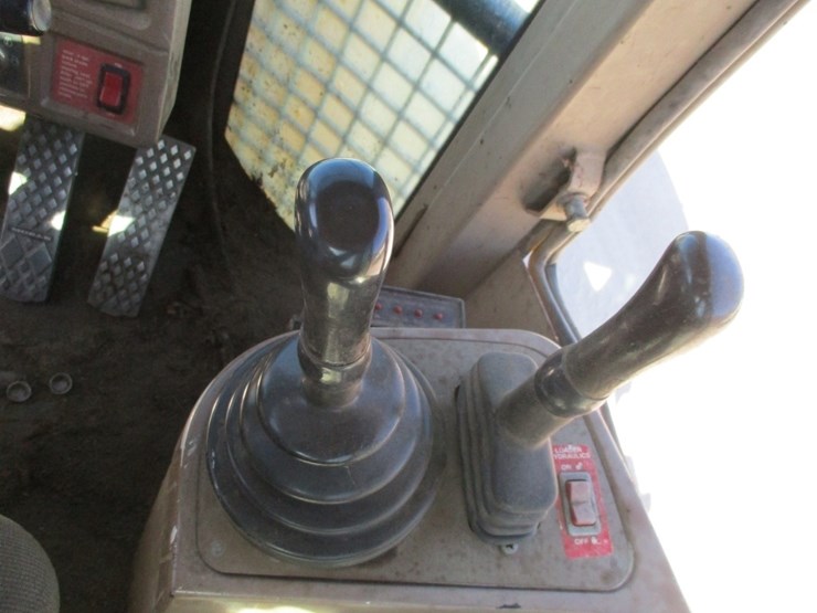 2000-deere-624h-image-9