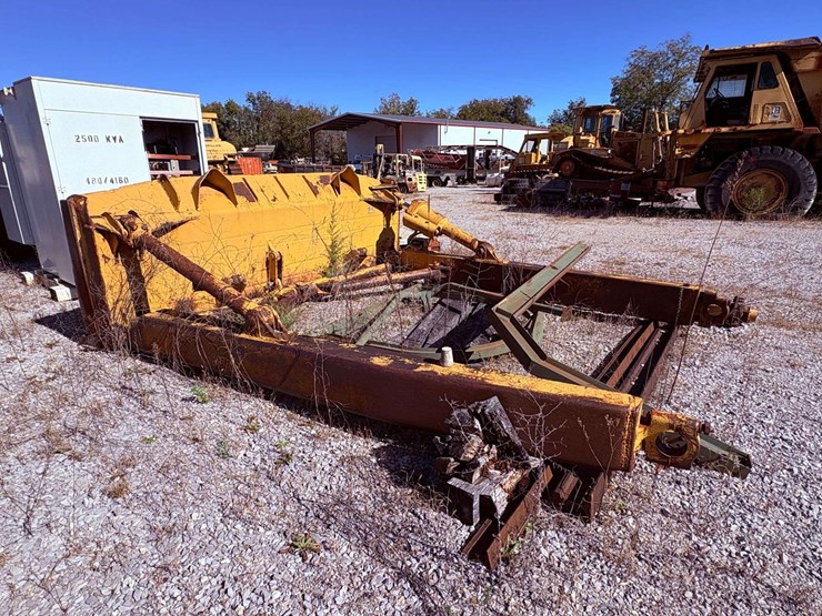 cat-semi-u-push-blade-image-6