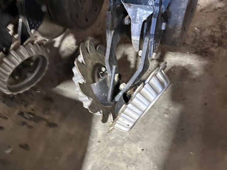 2014-john-deere-db60-image-62