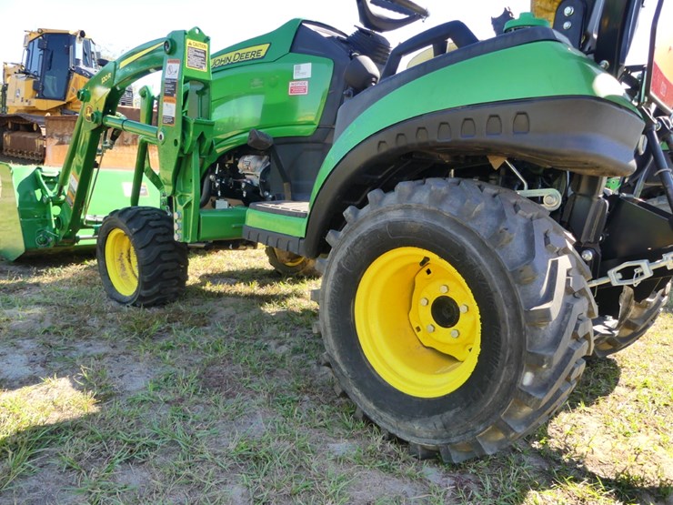 2022-john-deere-1025r-image-7