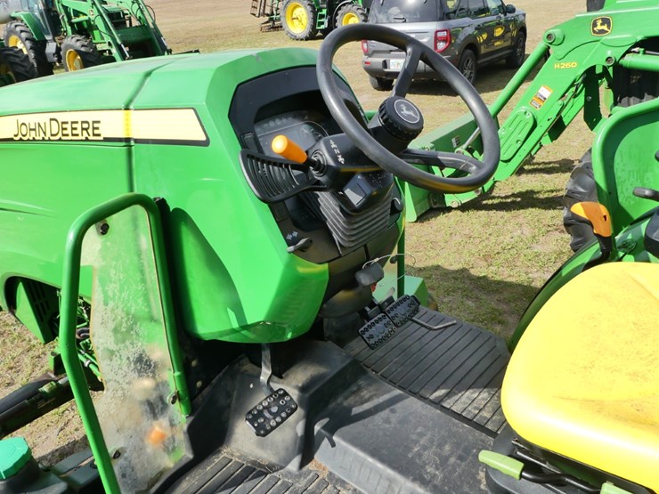 2019-john-deere-5090el-image-14