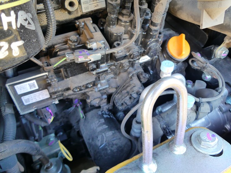 2024-john-deere-24-image-9