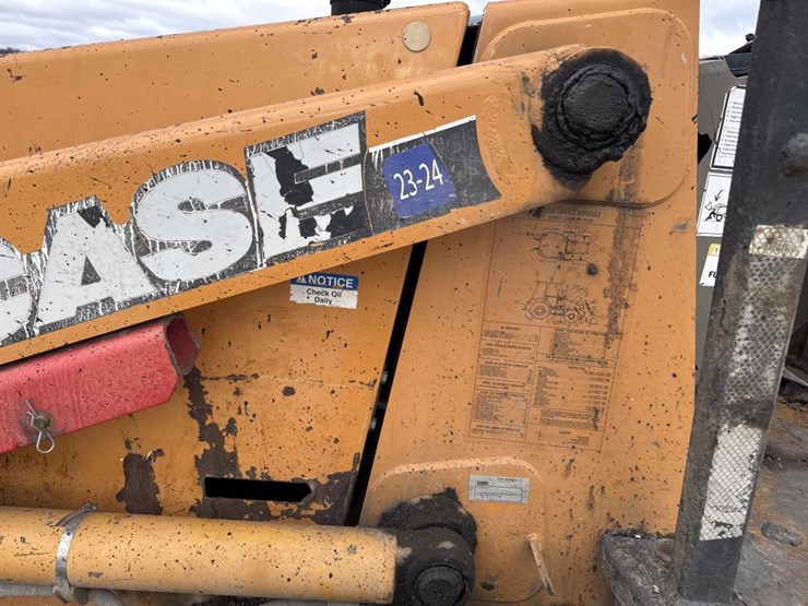 2007-case-570m-xt-image-28